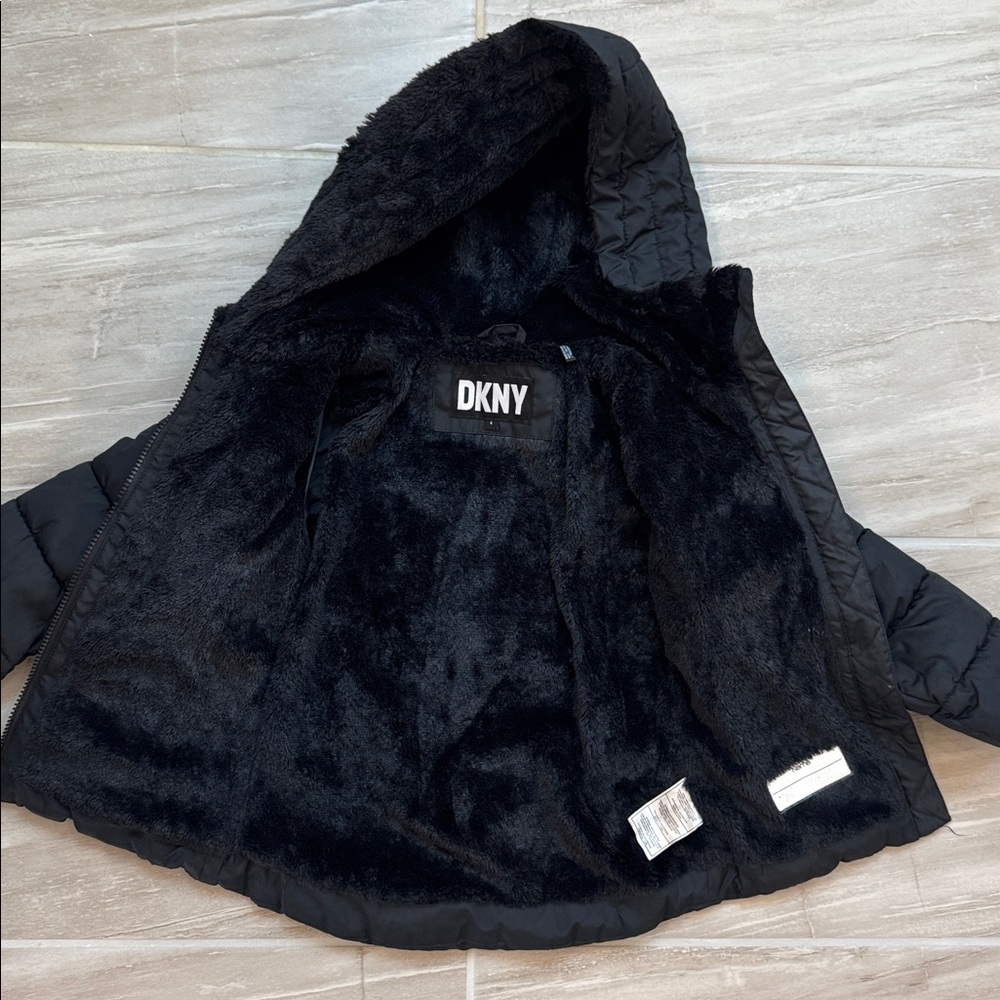 DKNY Girls 4 Hooded Winter Puffer Coat Full Zip Fleece Lined Warm Pockets‎ - Picture 6 of 14